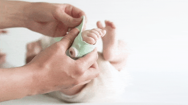 3_Sock_ToeStrap.gif